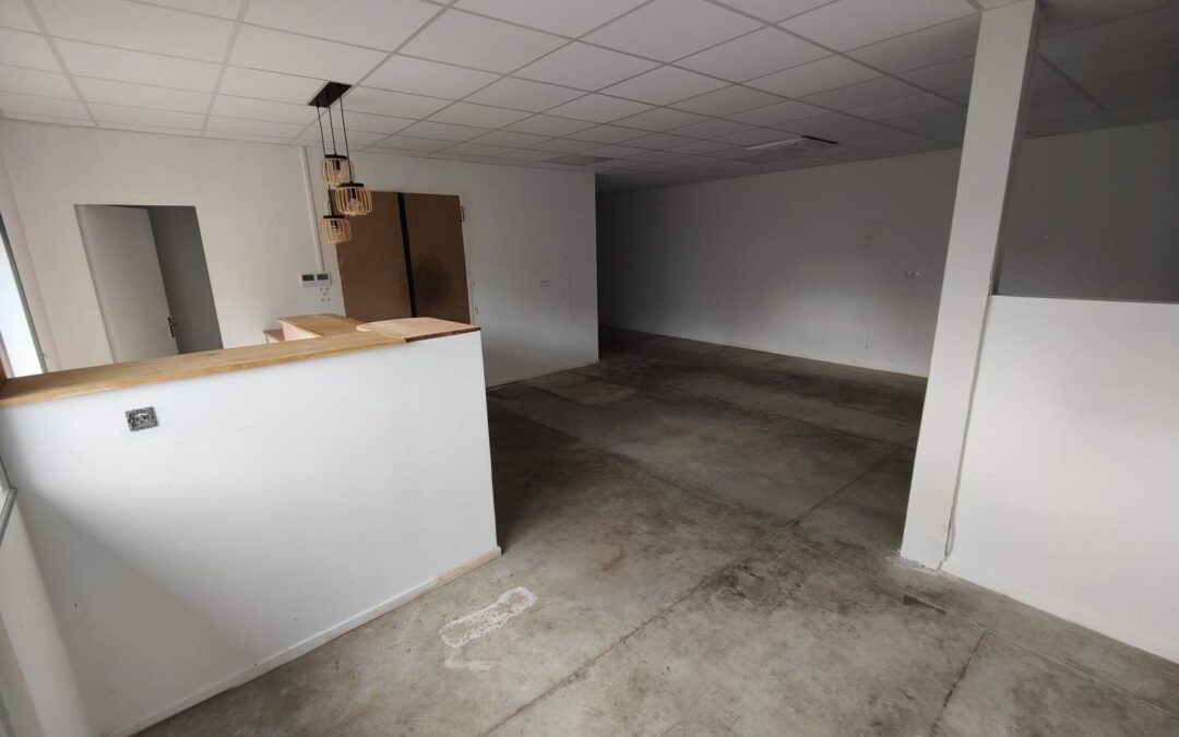 Local d’activité et bureaux DOMLOUP – réf 097/2168