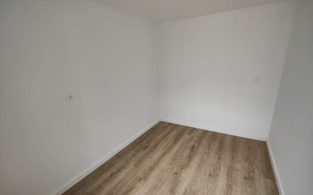 Local d’activité et bureaux DOMLOUP – réf 097/2180