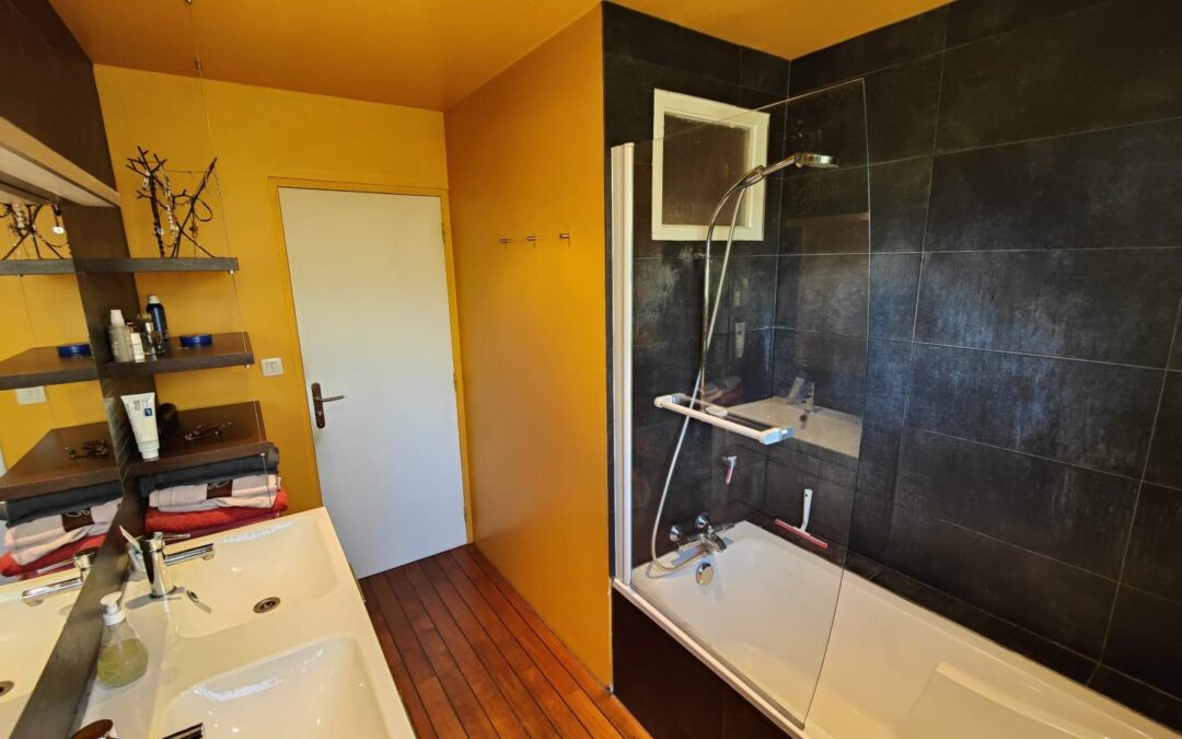 Maison d’habitation – CENTRE BRUZ – réf 097/2461