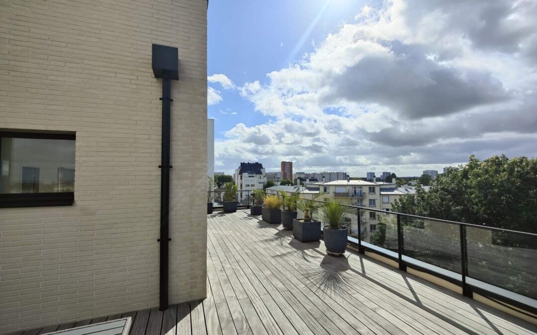 T3 en rooftop spacieux avec sa terrasse RENNES – réf 097/2463