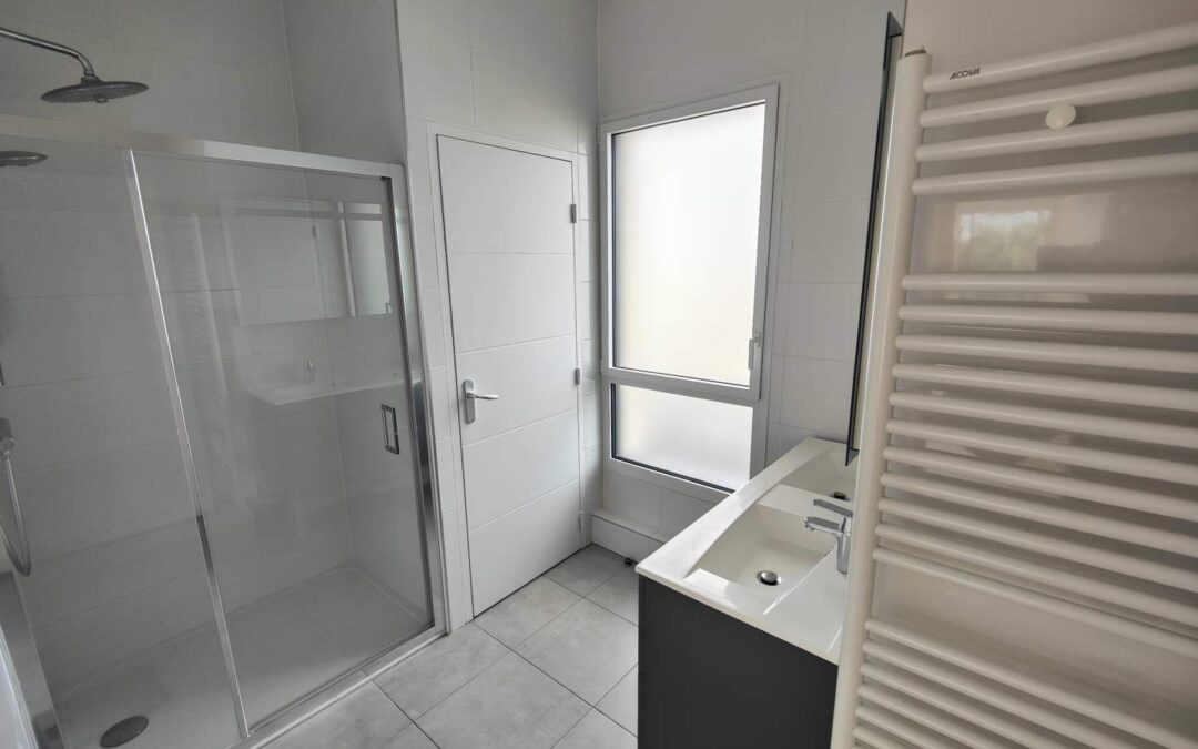 T3 en rooftop spacieux avec sa terrasse RENNES – réf 097/2531