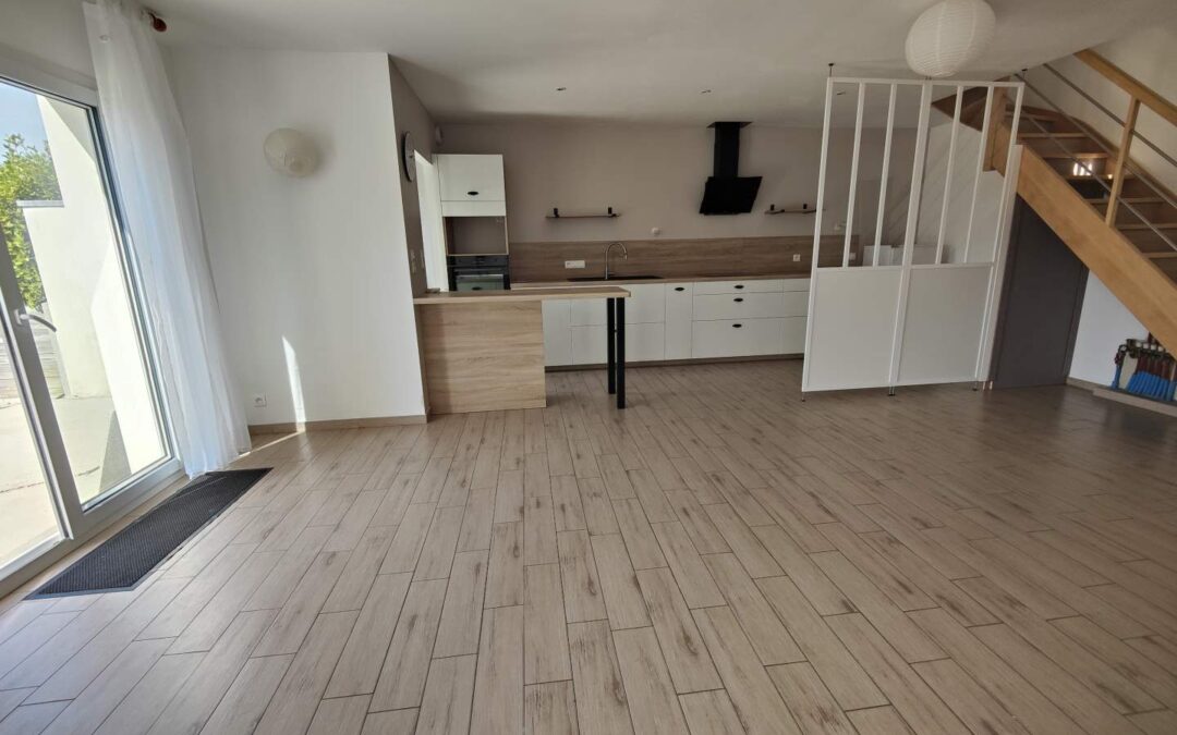 Maison contemporaine DOMLOUP – réf 097/2702