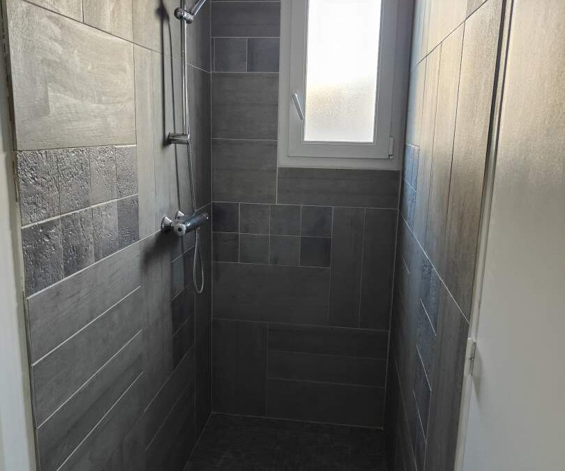 Maison contemporaine DOMLOUP – réf 097/2702