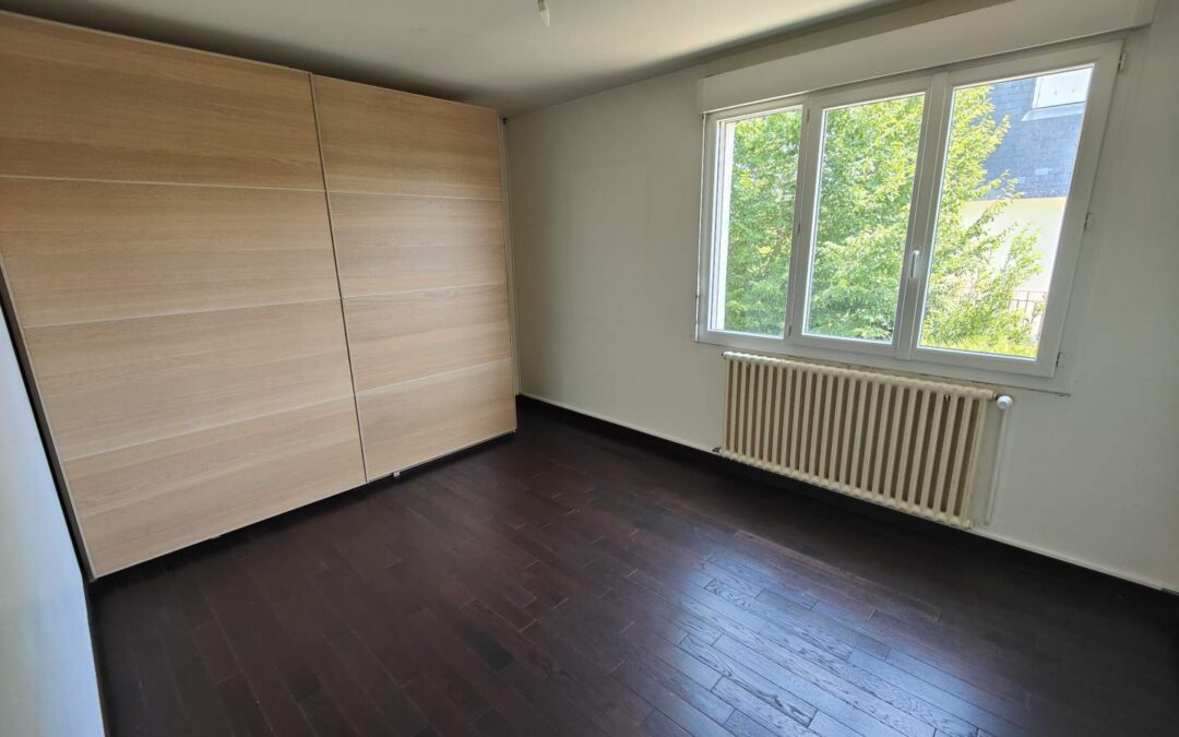 Maison d’habitation – CENTRE BRUZ – réf 097/2825