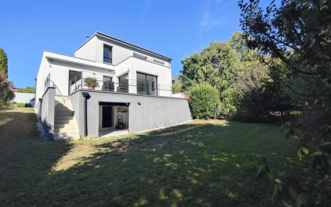 Maison contemporaine DOMLOUP – réf 097/2885
