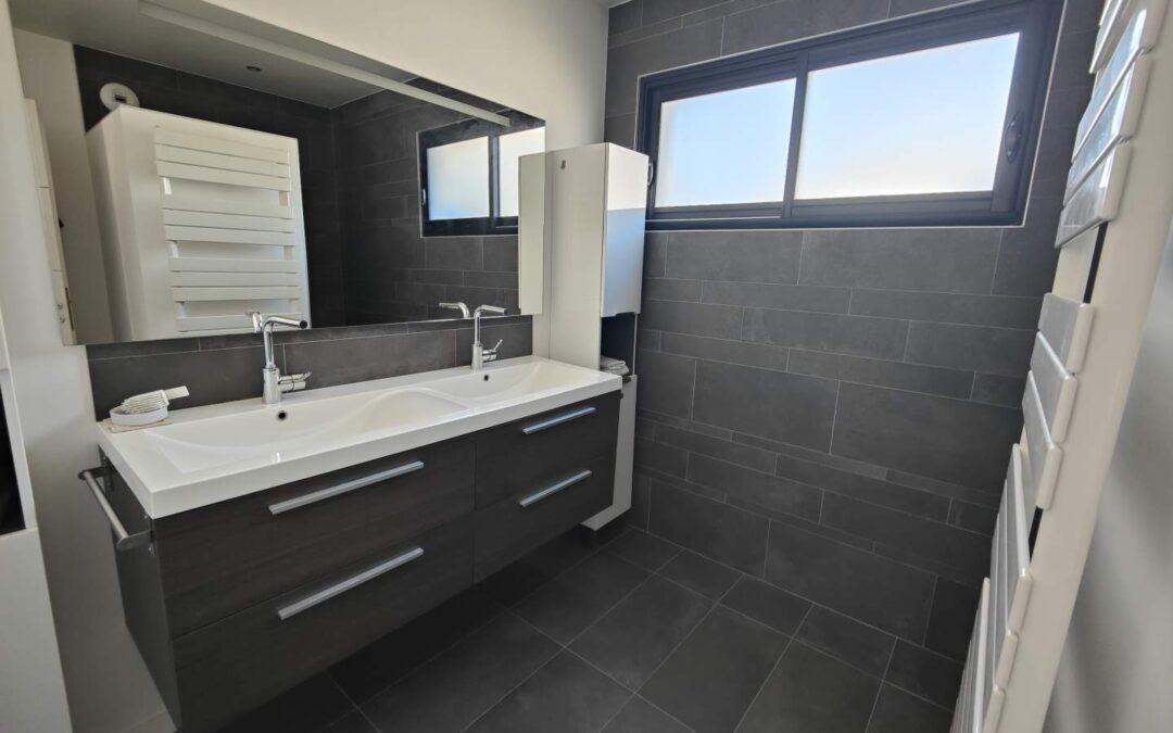 Maison contemporaine DOMLOUP – réf 097/2885